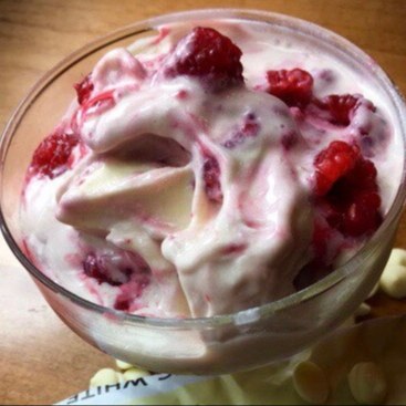 One pint of White Chocolate Red Raspberry Swirl gelato.