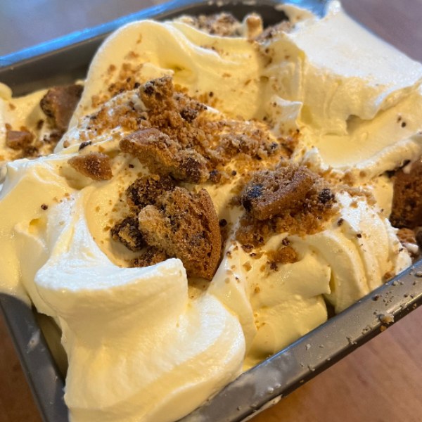 One pint of Cookies n’ Cream gelato.