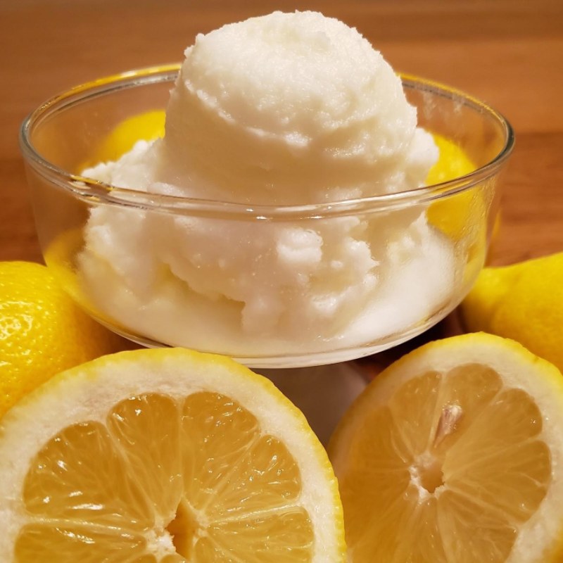 One pint of Lemon Sorbetto gelato.